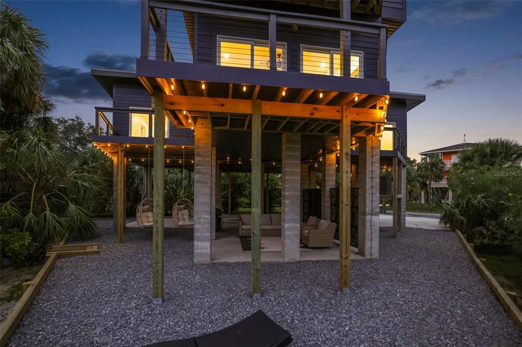 待售: $999,999 (3 贝兹, 2 浴室, 1635 平方英尺)