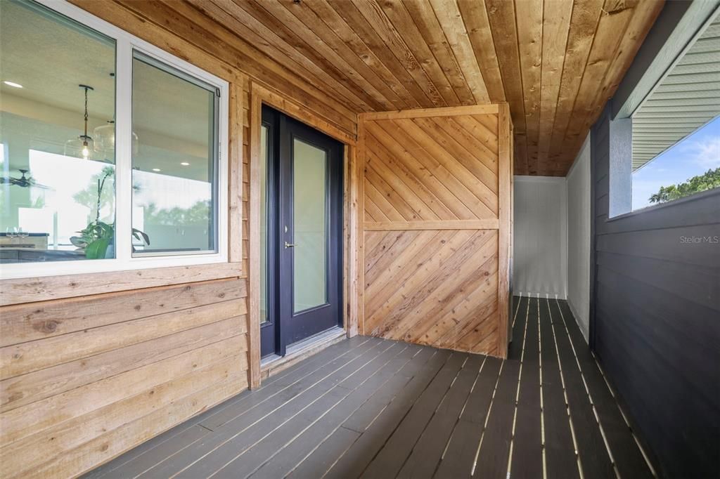 待售: $999,999 (3 贝兹, 2 浴室, 1635 平方英尺)