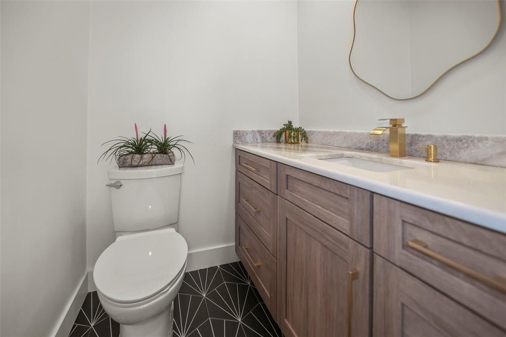 待售: $999,999 (3 贝兹, 2 浴室, 1635 平方英尺)