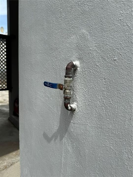 For Sale: $225,000 (4 beds, 3 baths, 1648 Square Feet)