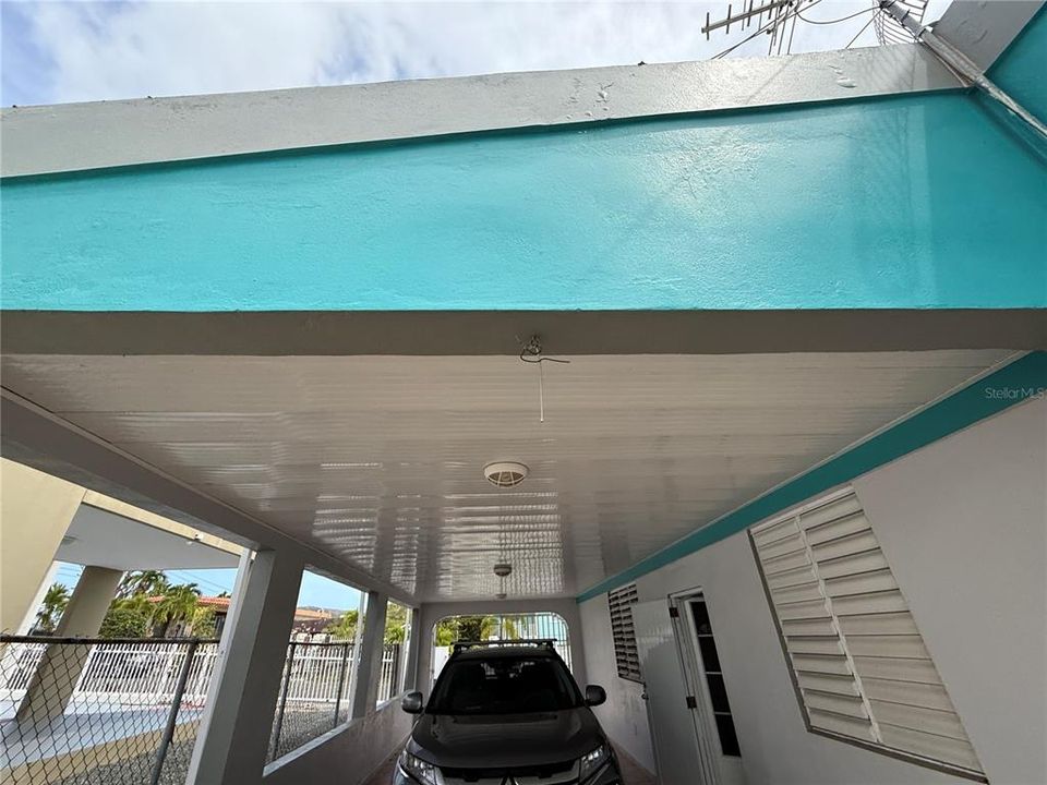 For Sale: $225,000 (4 beds, 3 baths, 1648 Square Feet)