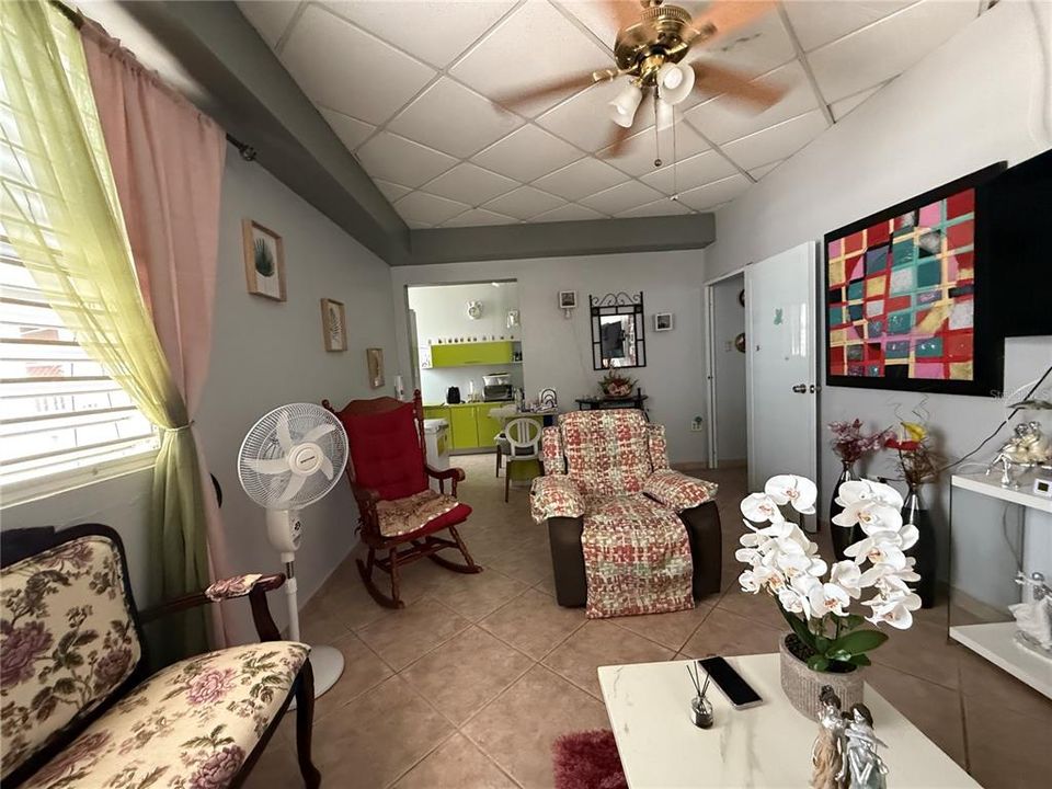 For Sale: $225,000 (4 beds, 3 baths, 1648 Square Feet)