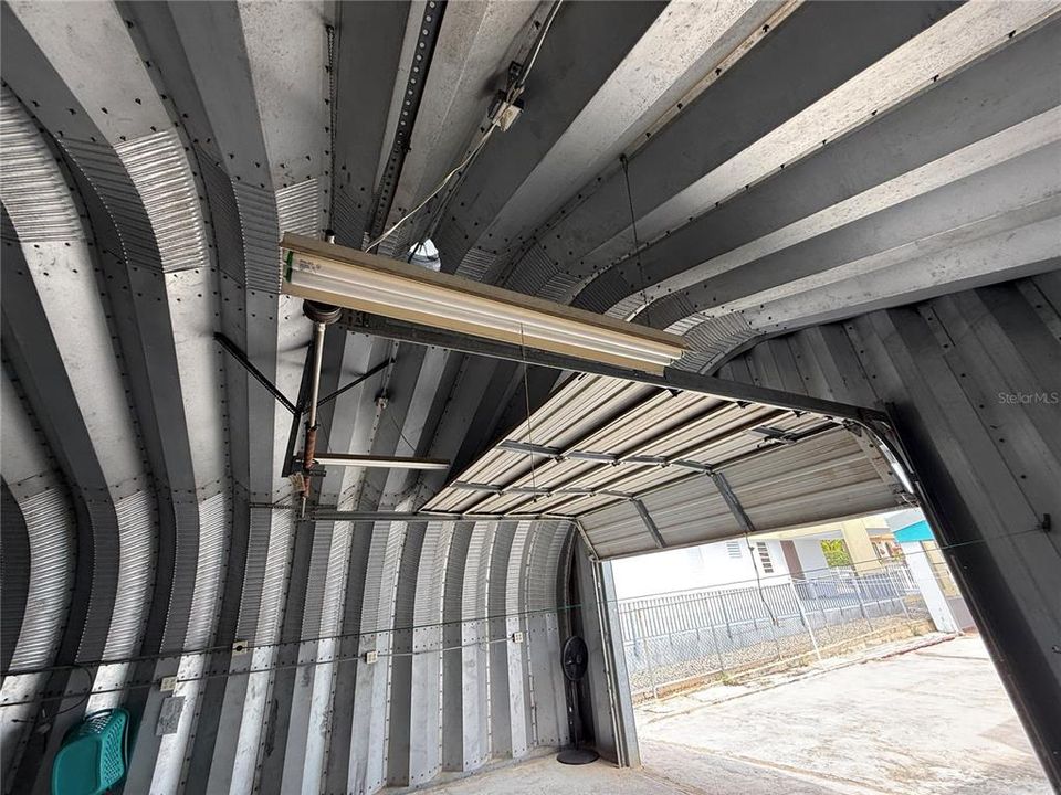 For Sale: $225,000 (4 beds, 3 baths, 1648 Square Feet)