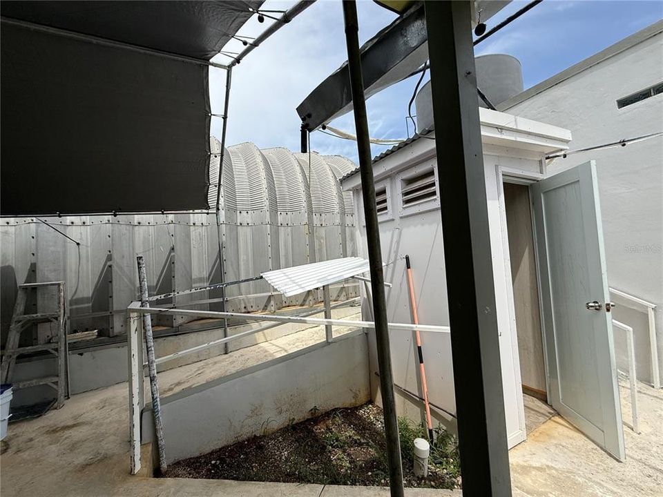 For Sale: $225,000 (4 beds, 3 baths, 1648 Square Feet)