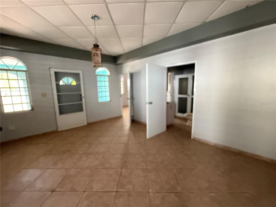 For Sale: $225,000 (4 beds, 3 baths, 1648 Square Feet)