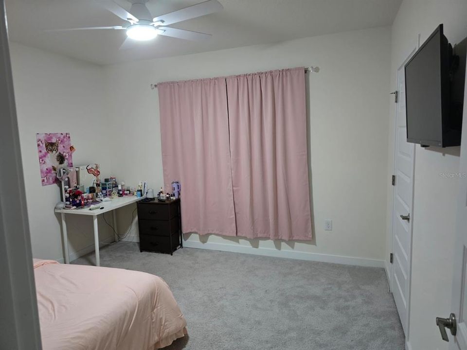For Rent: $3,500 (5 beds, 3 baths, 2200 Square Feet)