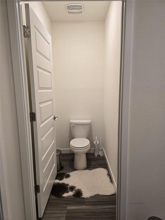 For Rent: $3,500 (5 beds, 3 baths, 2200 Square Feet)