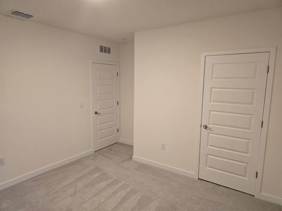 For Rent: $3,500 (5 beds, 3 baths, 2200 Square Feet)