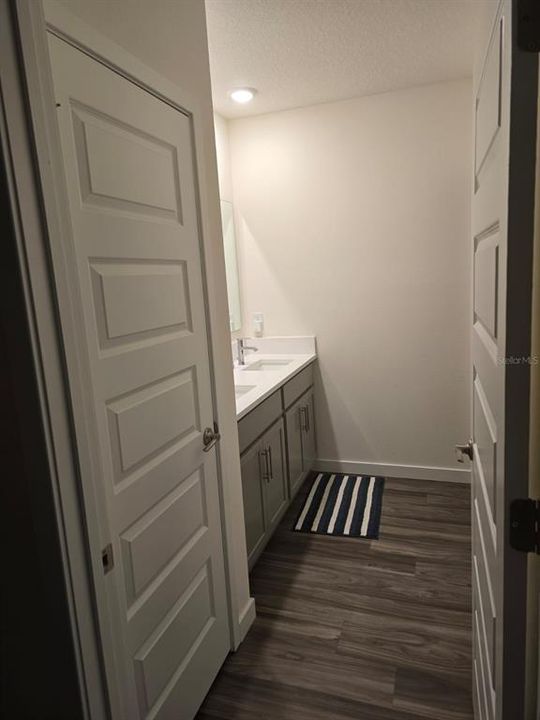 For Rent: $3,500 (5 beds, 3 baths, 2200 Square Feet)