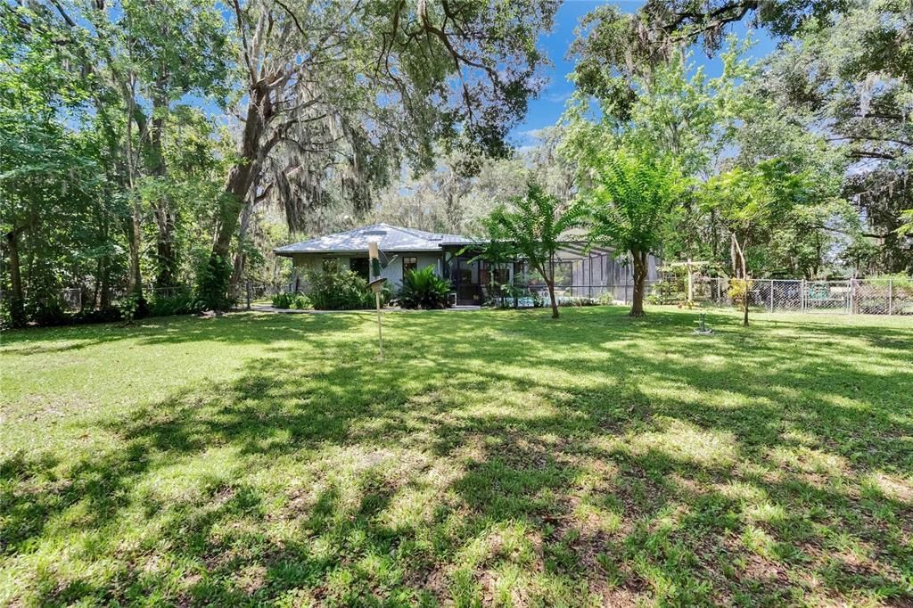 На продажу: $685,000 (3 спален, 2 ванн, 1856 Квадратных фут)