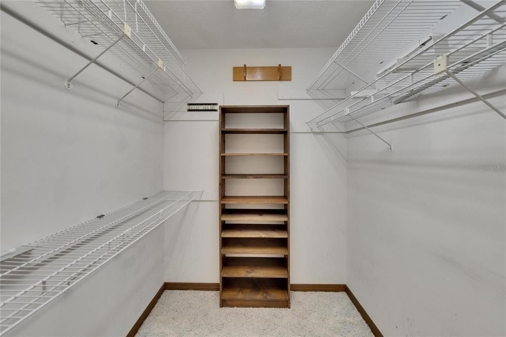 На продажу: $685,000 (3 спален, 2 ванн, 1856 Квадратных фут)