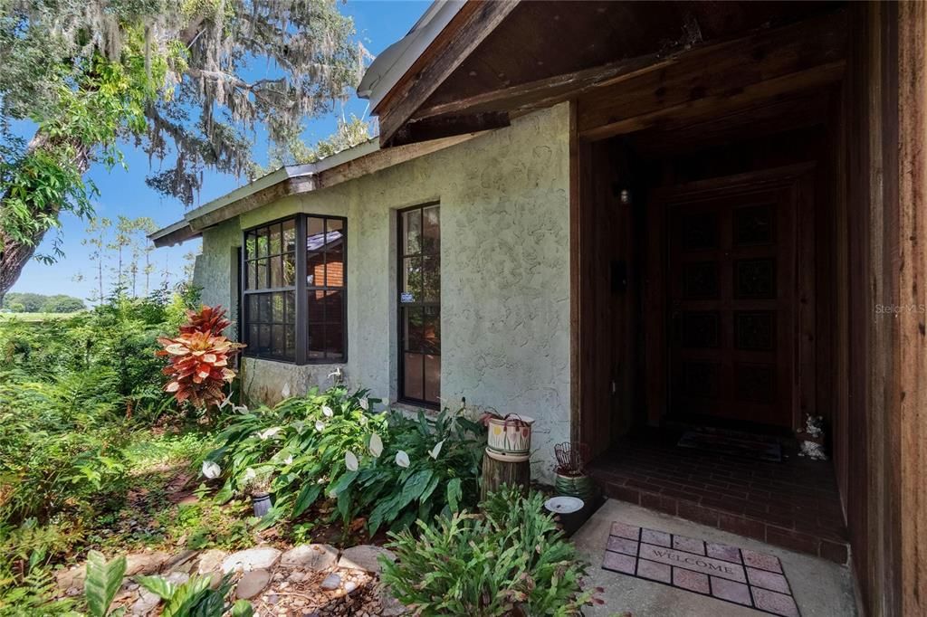 На продажу: $685,000 (3 спален, 2 ванн, 1856 Квадратных фут)