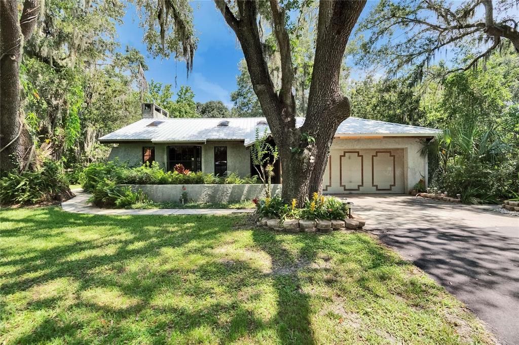 На продажу: $685,000 (3 спален, 2 ванн, 1856 Квадратных фут)