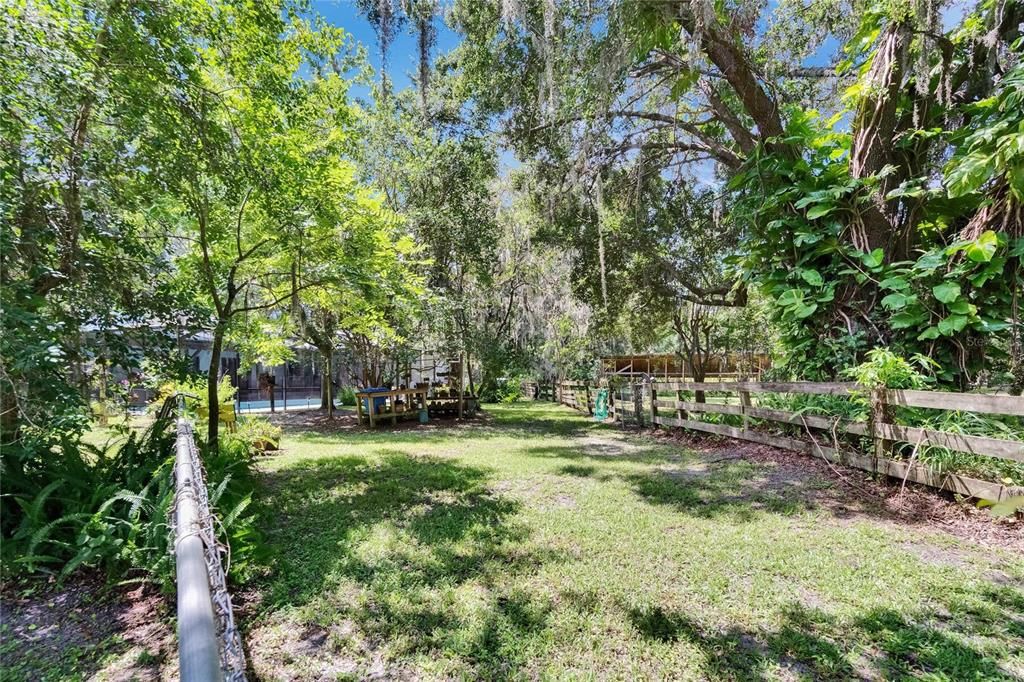 На продажу: $685,000 (3 спален, 2 ванн, 1856 Квадратных фут)