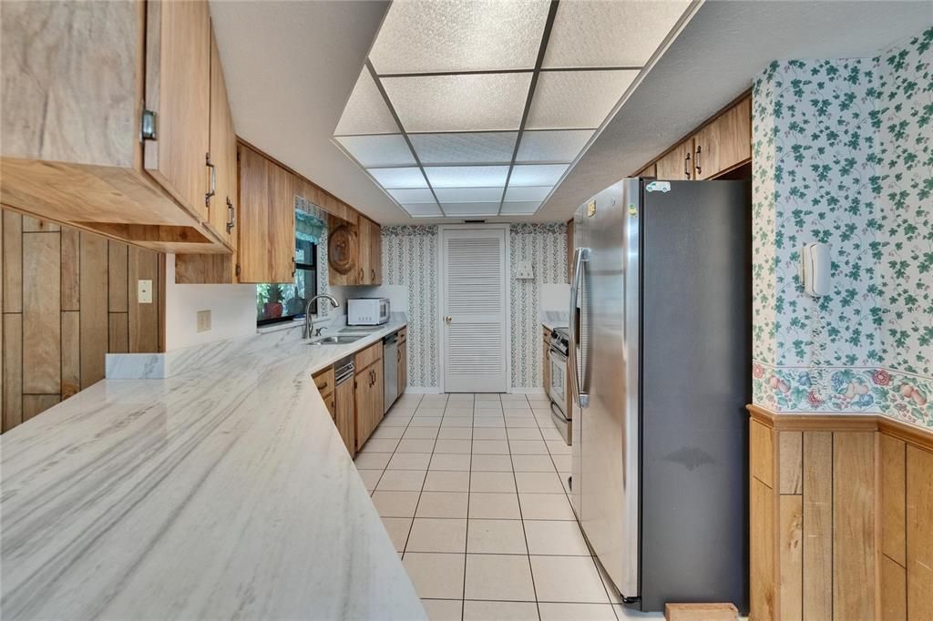 На продажу: $685,000 (3 спален, 2 ванн, 1856 Квадратных фут)