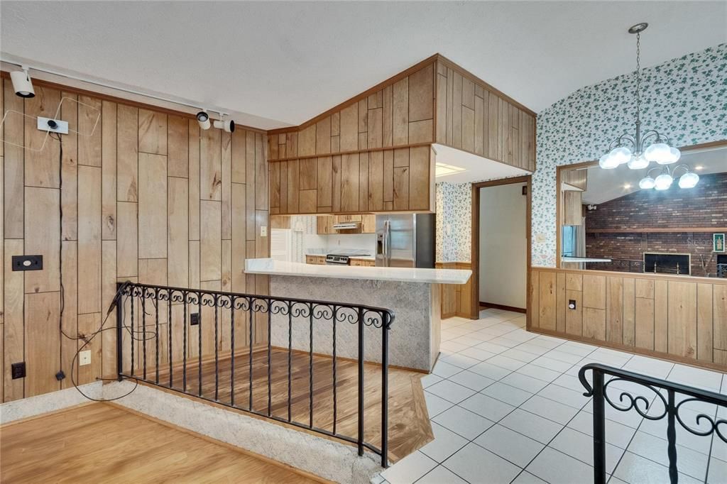 На продажу: $685,000 (3 спален, 2 ванн, 1856 Квадратных фут)