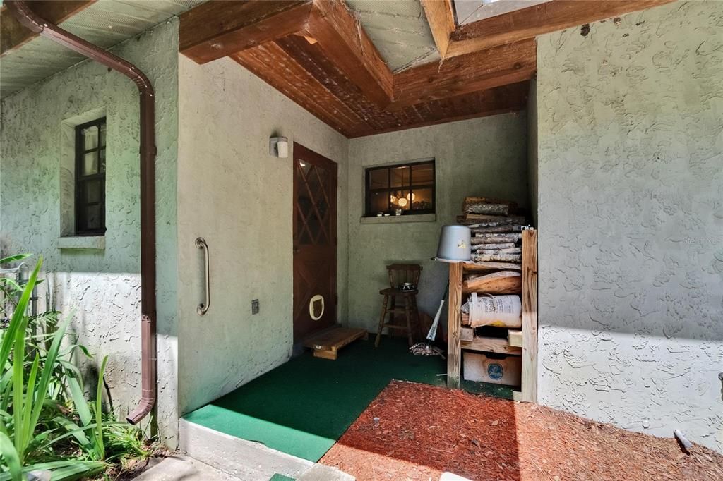 На продажу: $685,000 (3 спален, 2 ванн, 1856 Квадратных фут)