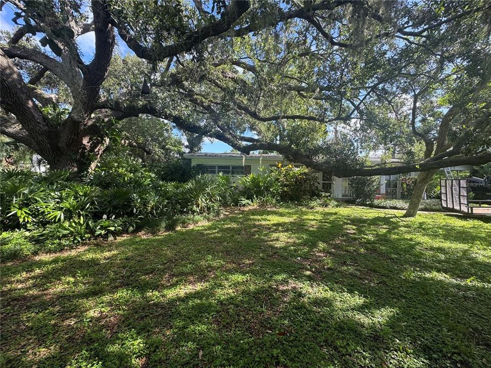 Recently Sold: $175,000 (3 beds, 1 baths, 1446 Square Feet)