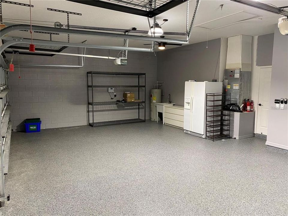 出租: $3,800 (4 贝兹, 3 浴室, 2222 平方英尺)