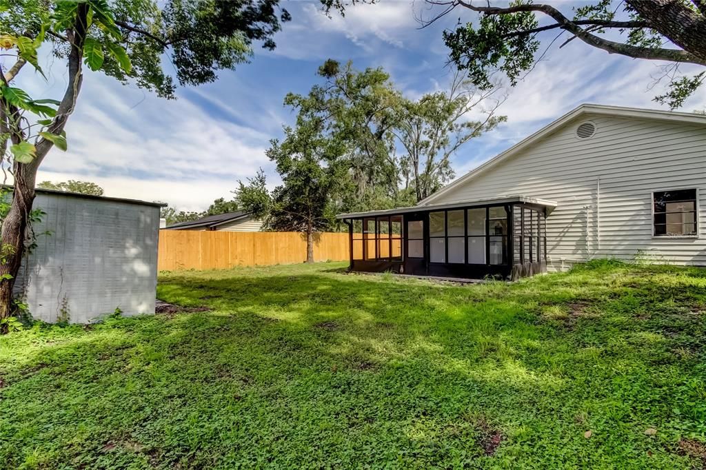 Active With Contract: $385,000 (3 beds, 2 baths, 1476 Square Feet)