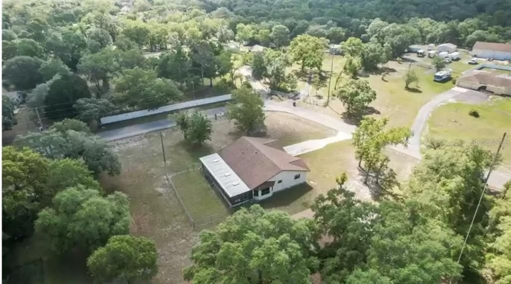 Active With Contract: $344,900 (2 beds, 2 baths, 1474 Square Feet)