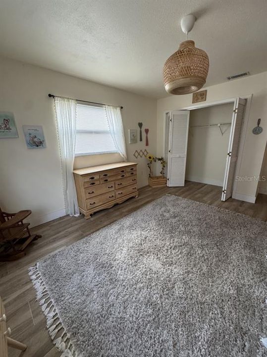 Active With Contract: $344,900 (2 beds, 2 baths, 1474 Square Feet)