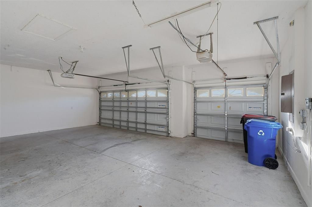 En Venta: $424,900 (5 camas, 3 baños, 2850 Pies cuadrados)