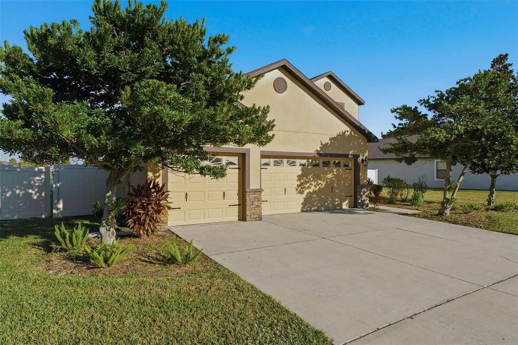 En Venta: $424,900 (5 camas, 3 baños, 2850 Pies cuadrados)