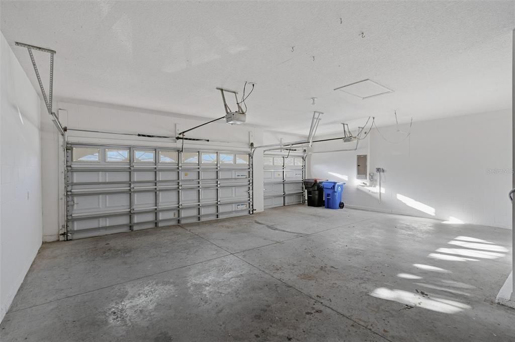 En Venta: $424,900 (5 camas, 3 baños, 2850 Pies cuadrados)