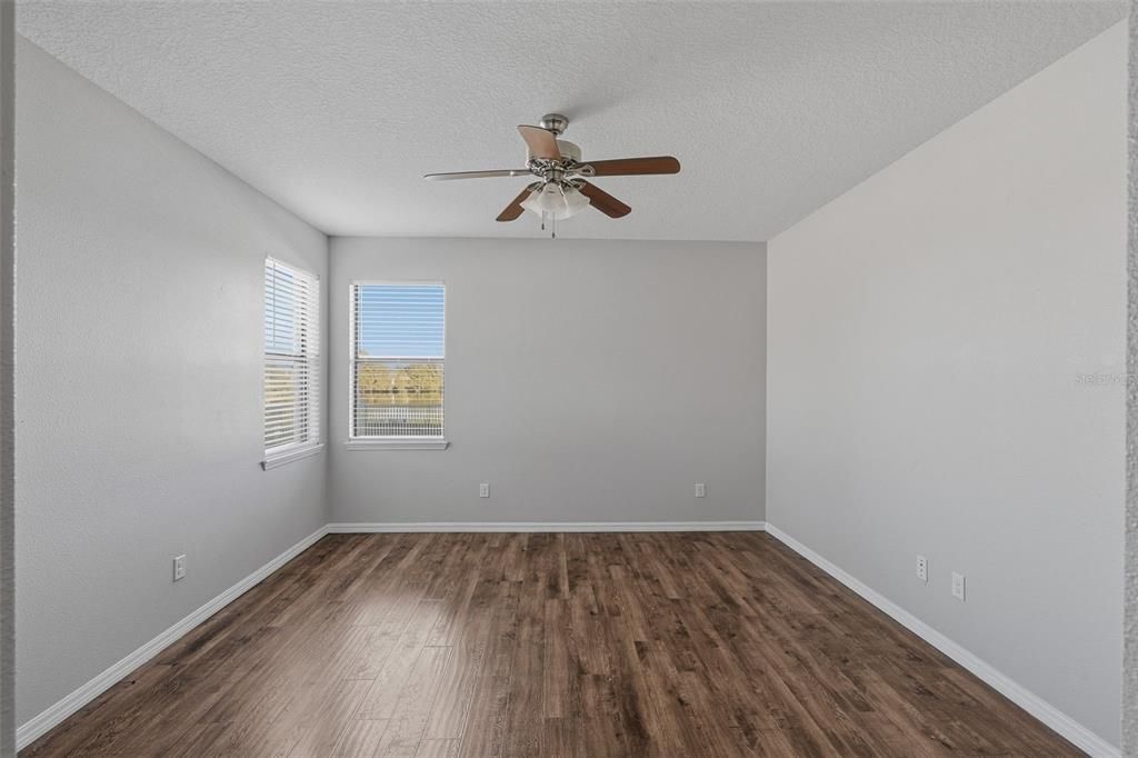 En Venta: $424,900 (5 camas, 3 baños, 2850 Pies cuadrados)