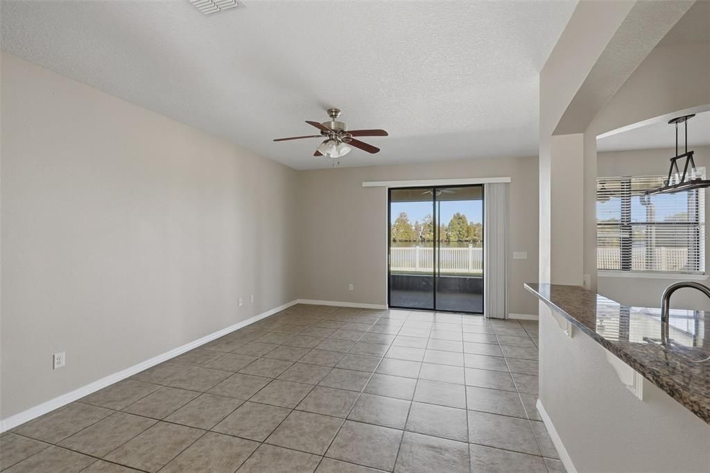 En Venta: $424,900 (5 camas, 3 baños, 2850 Pies cuadrados)