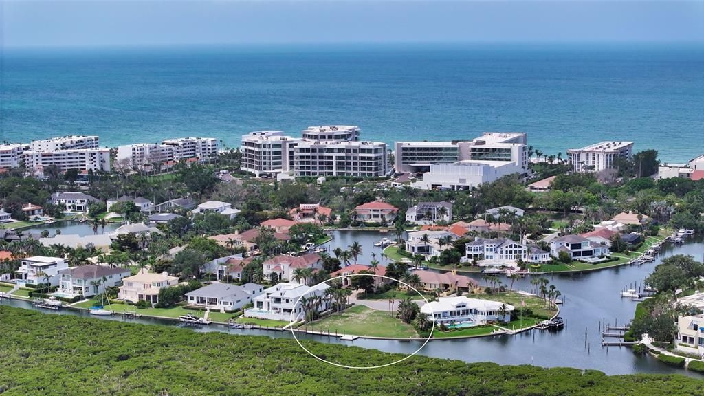 En Venta: $5,595,000 (0.37 acres)