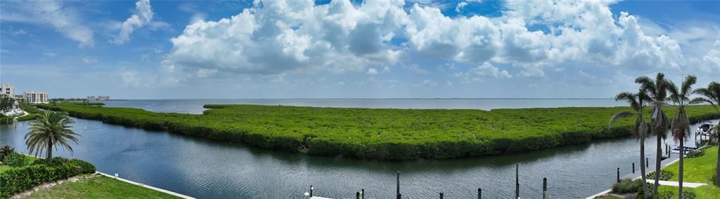 En Venta: $5,595,000 (0.37 acres)