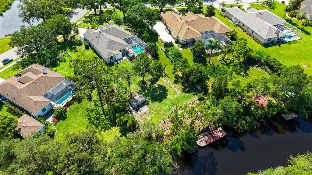 Activo con contrato: $714,990 (4 camas, 3 baños, 2402 Pies cuadrados)