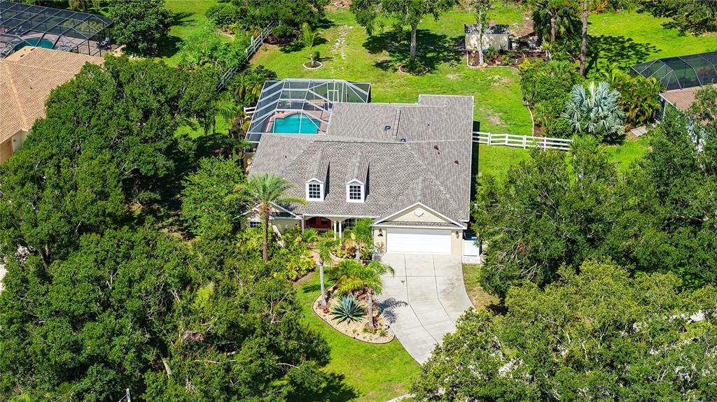 Activo con contrato: $714,990 (4 camas, 3 baños, 2402 Pies cuadrados)