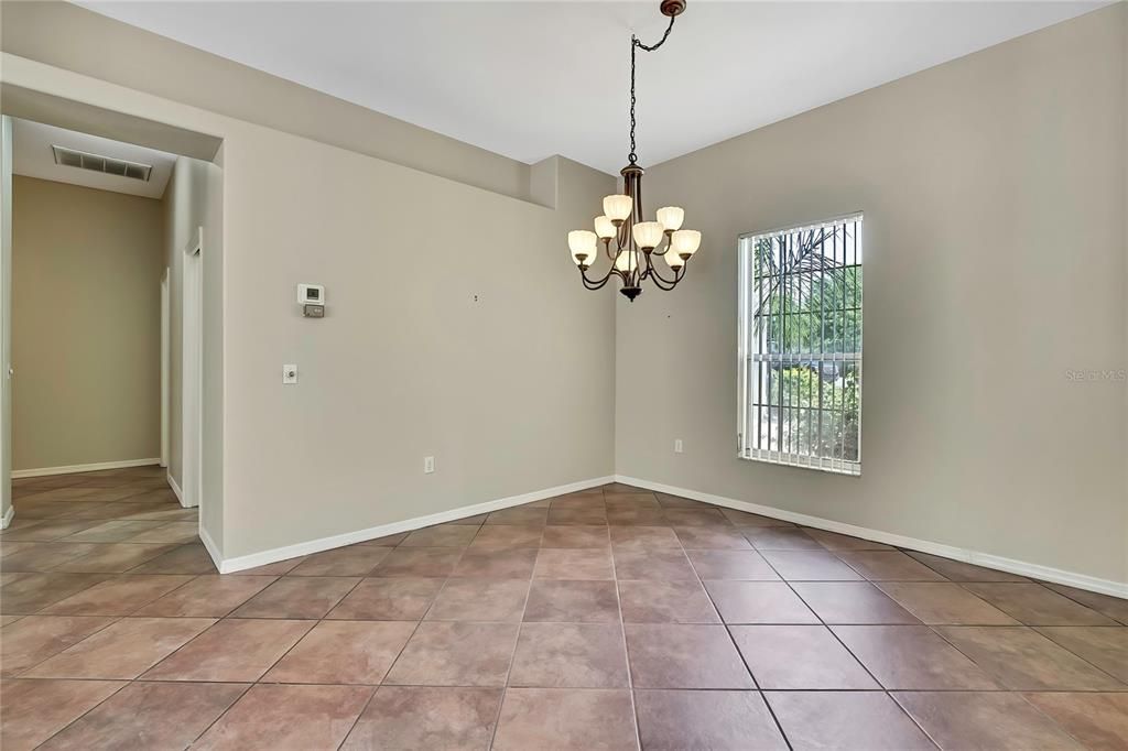 Active With Contract: $369,000 (3 beds, 3 baths, 2376 Square Feet)