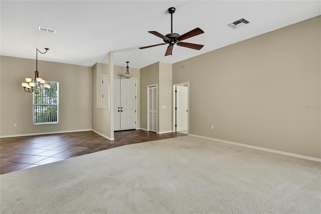 Active With Contract: $369,000 (3 beds, 3 baths, 2376 Square Feet)