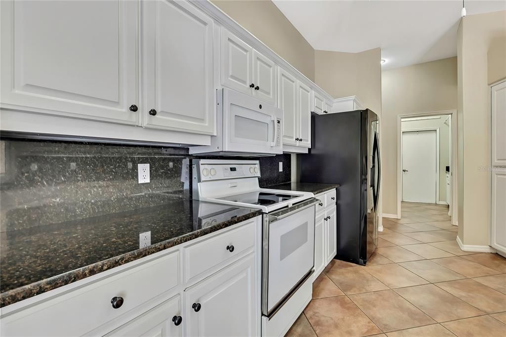 Active With Contract: $369,000 (3 beds, 3 baths, 2376 Square Feet)