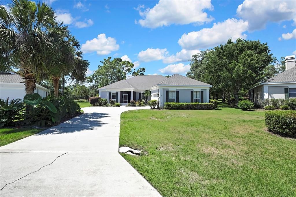 Active With Contract: $369,000 (3 beds, 3 baths, 2376 Square Feet)