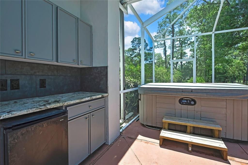 Active With Contract: $369,000 (3 beds, 3 baths, 2376 Square Feet)