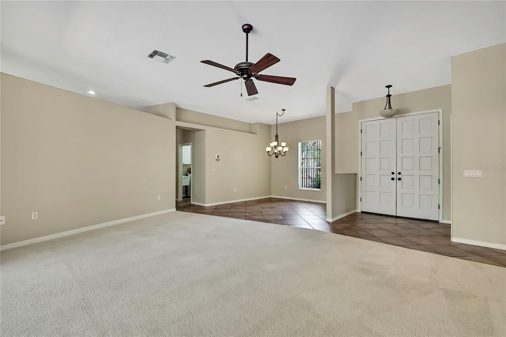 Active With Contract: $369,000 (3 beds, 3 baths, 2376 Square Feet)