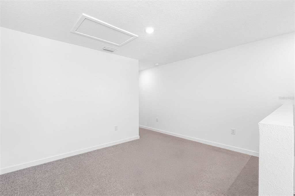 Active With Contract: $373,900 (4 beds, 3 baths, 1981 Square Feet)