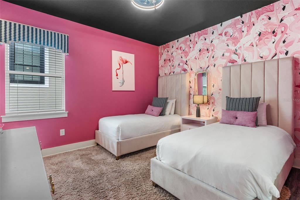 待售: $2,650,000 (9 贝兹, 10 浴室, 6300 平方英尺)