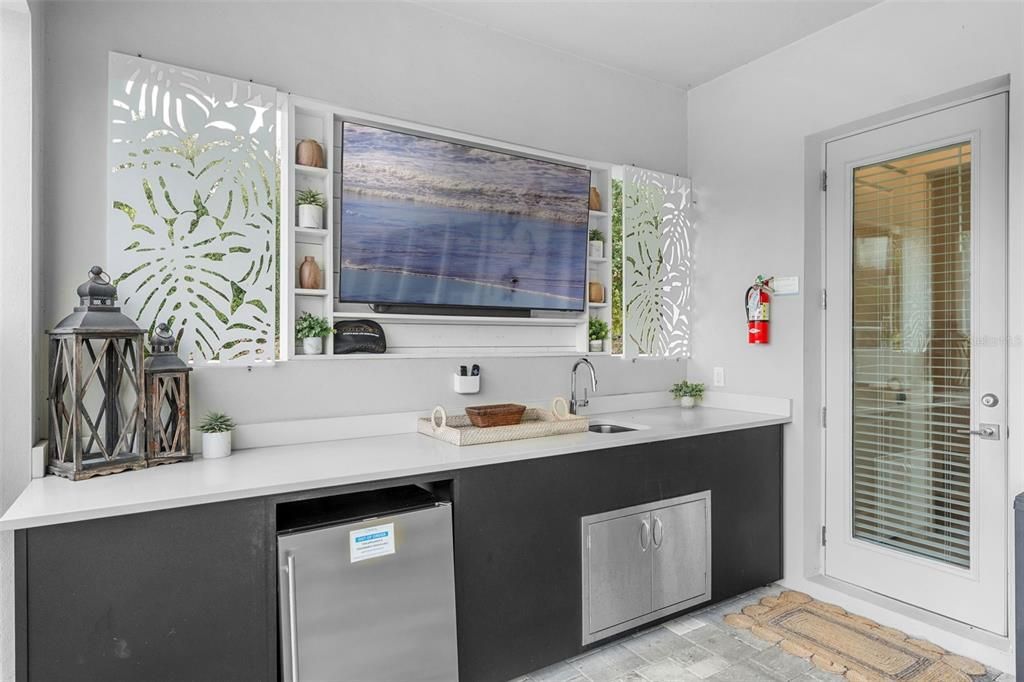 待售: $2,650,000 (9 贝兹, 10 浴室, 6300 平方英尺)