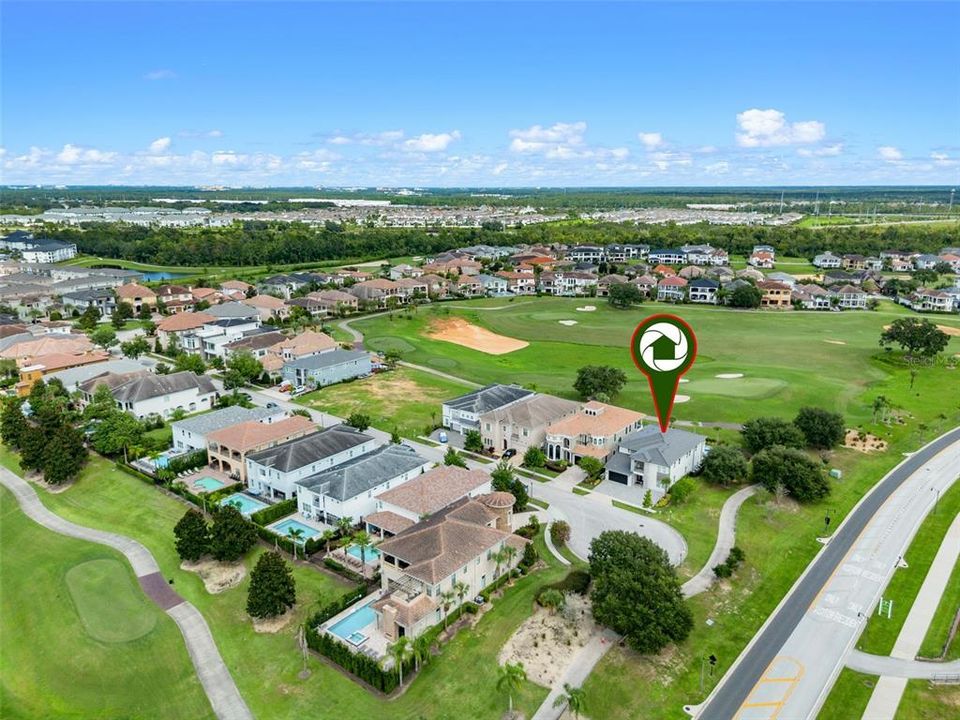 待售: $2,650,000 (9 贝兹, 10 浴室, 6300 平方英尺)