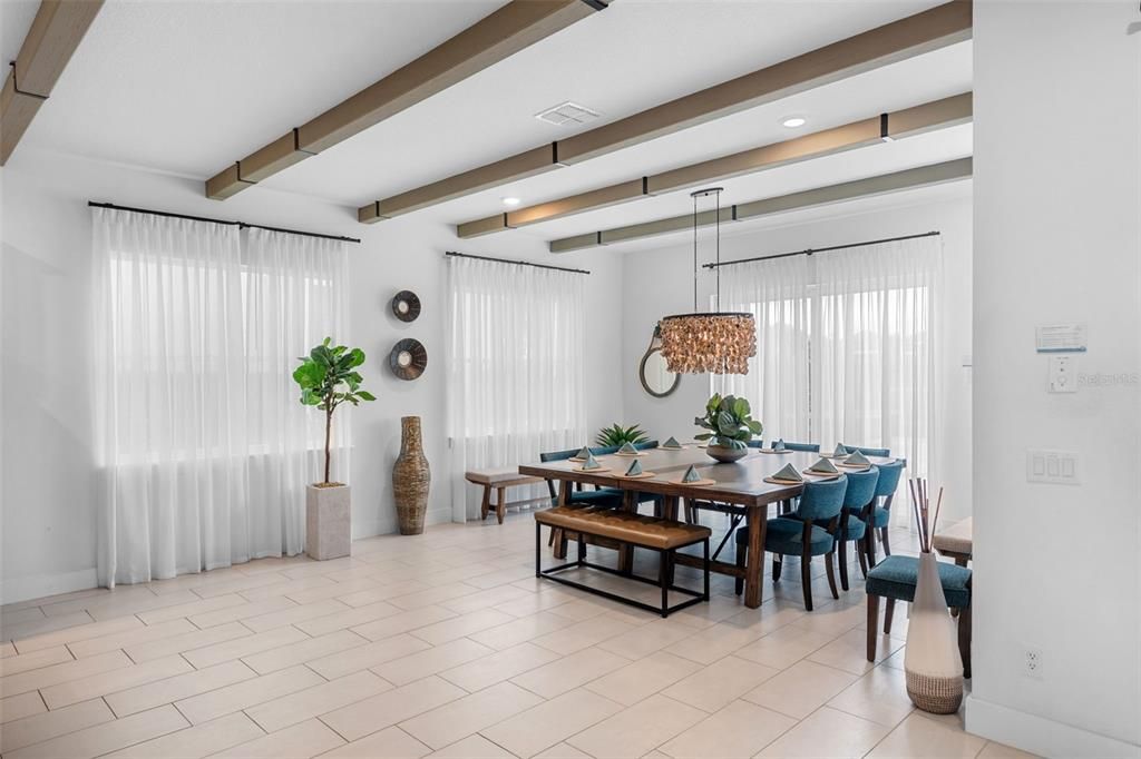 待售: $2,650,000 (9 贝兹, 10 浴室, 6300 平方英尺)