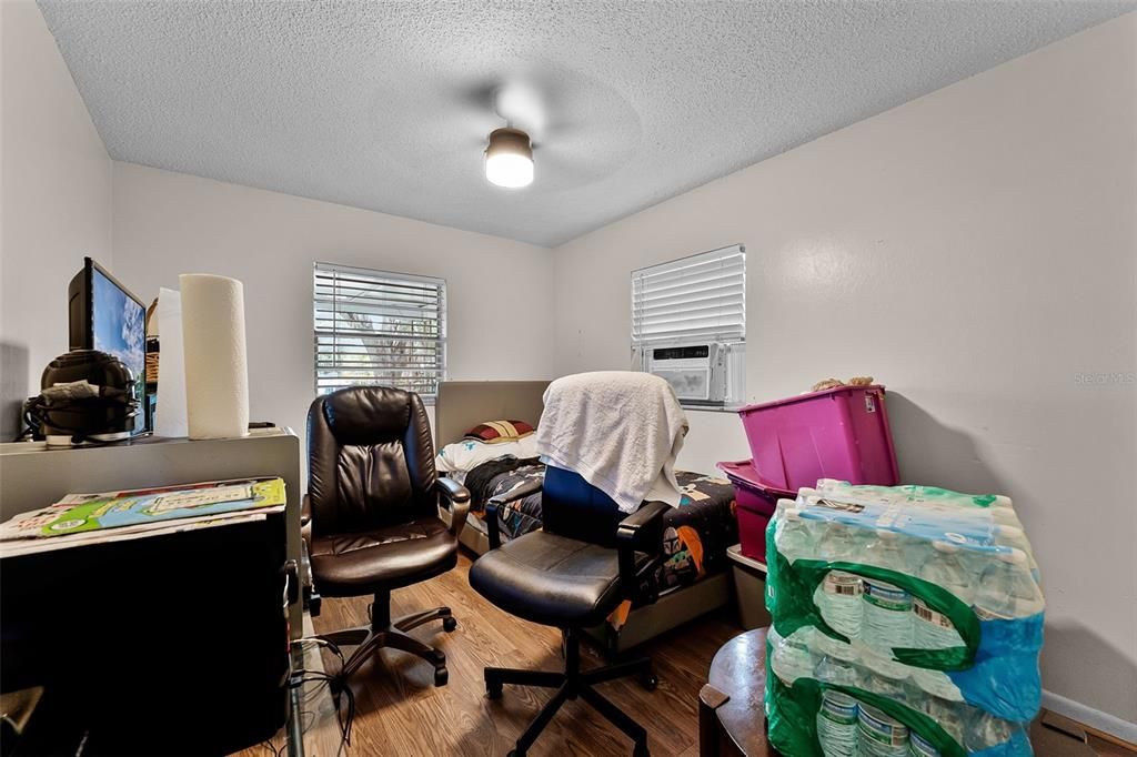 Active With Contract: $725,000 (4 beds, 2 baths, 1008 Square Feet)