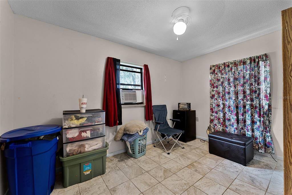 Active With Contract: $725,000 (4 beds, 2 baths, 1008 Square Feet)