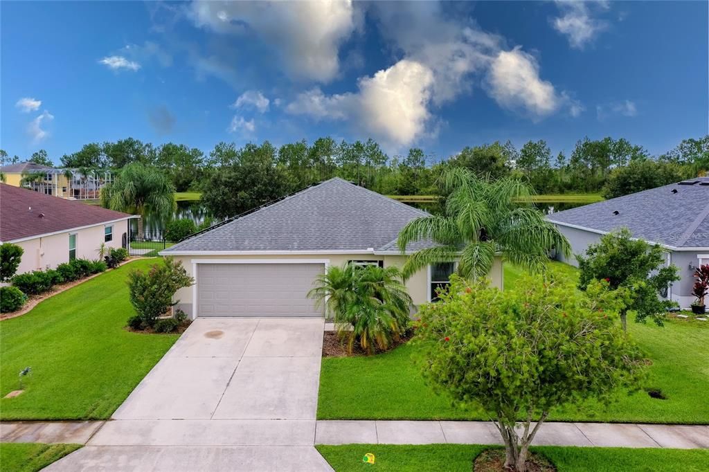 Activo con contrato: $355,000 (3 camas, 2 baños, 1783 Pies cuadrados)