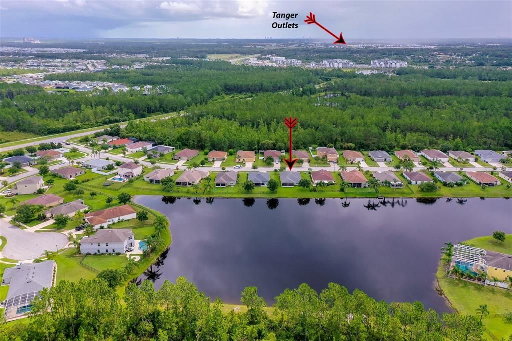 Activo con contrato: $355,000 (3 camas, 2 baños, 1783 Pies cuadrados)